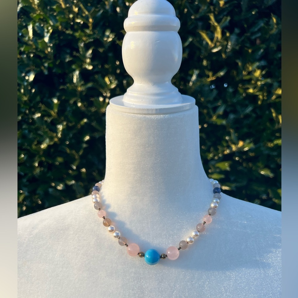 Rajola necklace